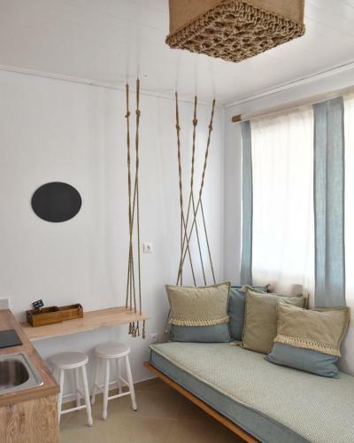 Angelos Apartments