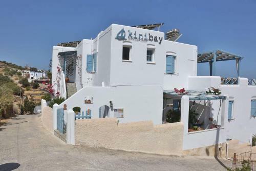 Apartamentos Kini Bay