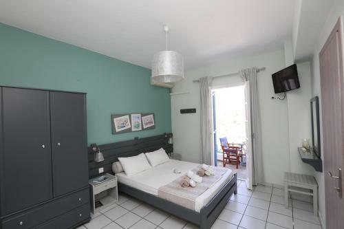 Apartamentos Kini Bay