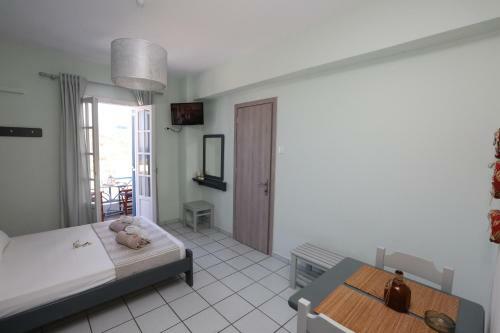 Apartamentos Kini Bay