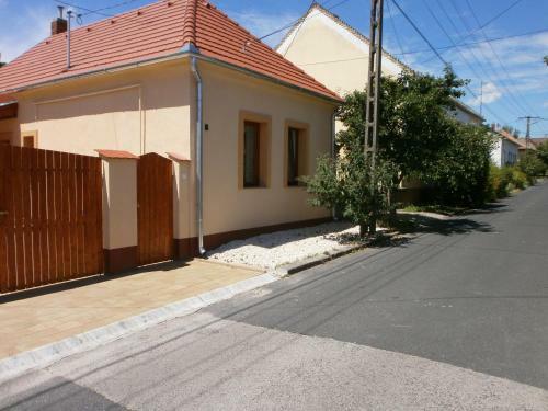 Kl�ra Apartman