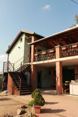 Hostal Tenisz Apartment