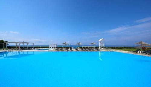 Tinos Beach Hotel