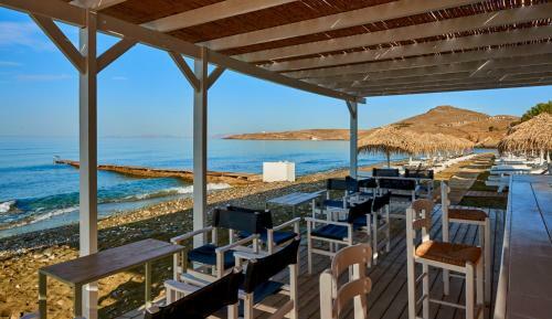Tinos Beach Hotel