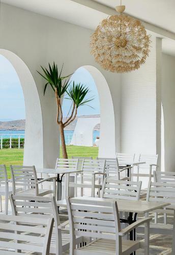 Tinos Beach Hotel