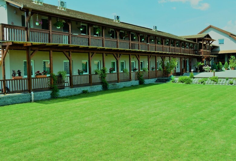 Hostal Sweet Life Wellness Apartments