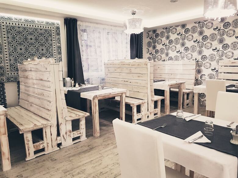 Hostal Sweet Life Wellness Apartments