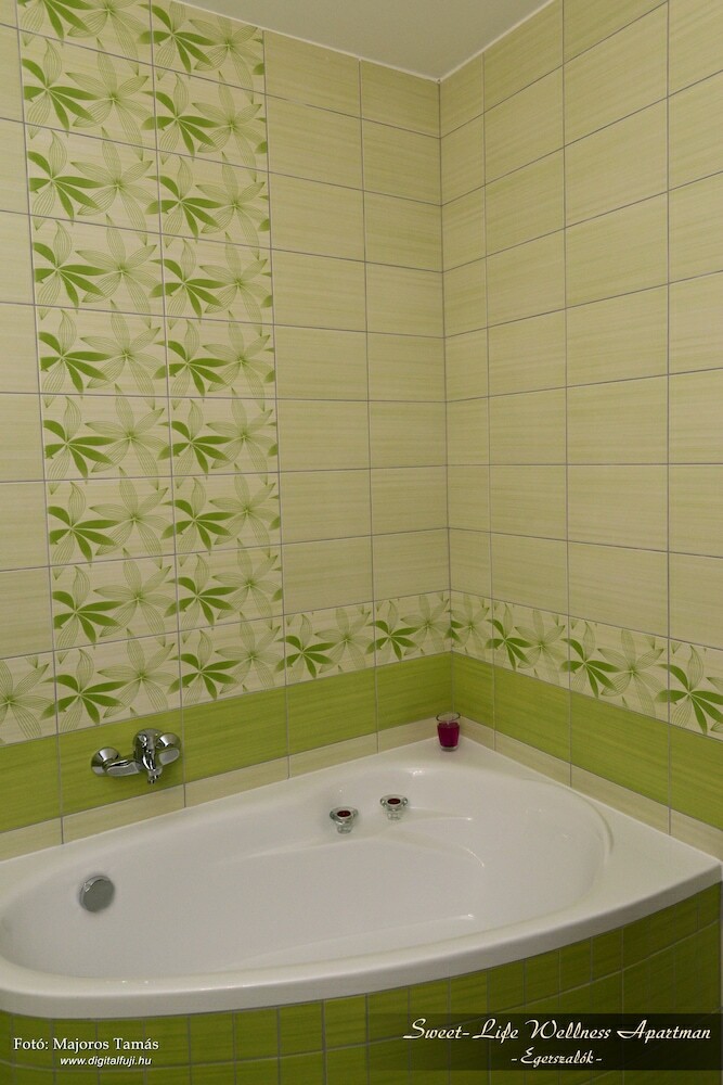Hostal Sweet Life Wellness Apartments
