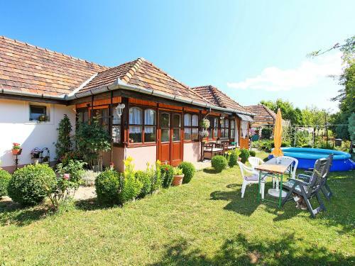 Holiday Home Balaton H2076