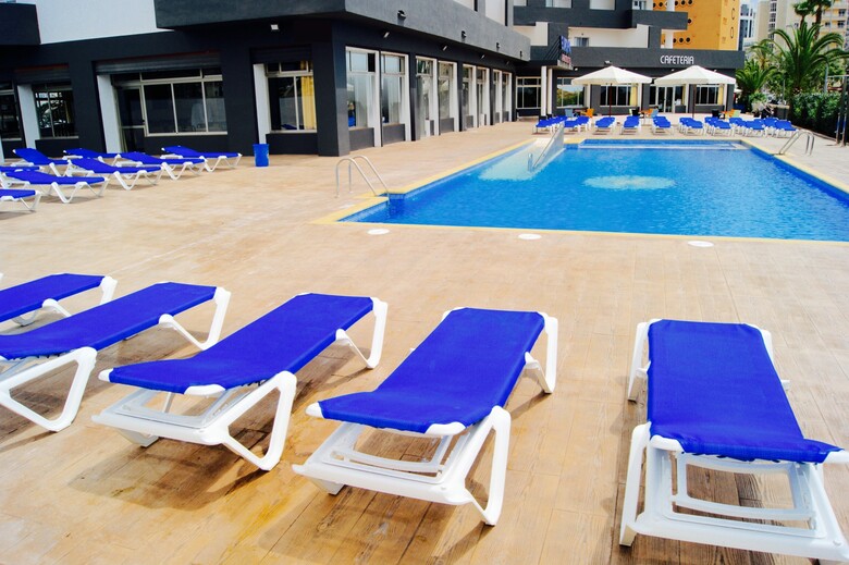 Aparthotel Port Europa
