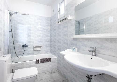 Mykonos Essence Hotel