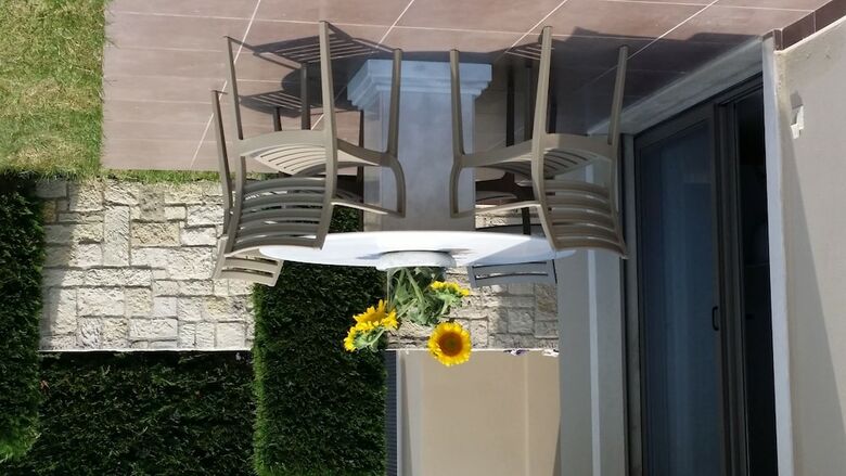 Niovi Boutique Apartments