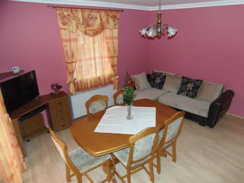 �den Apartman