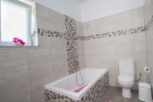Villa Maria With Private Swimming Pool
