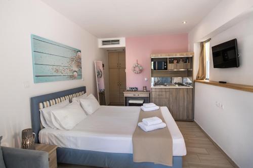Hostal Ilianthos Apartments & Rooms
