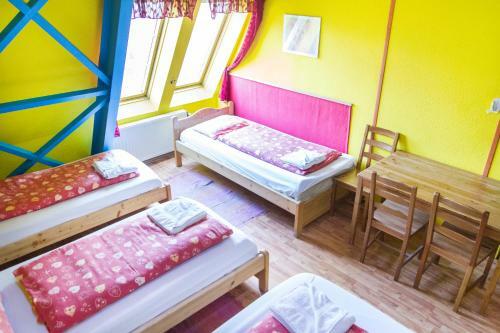7x24 Central Hostel