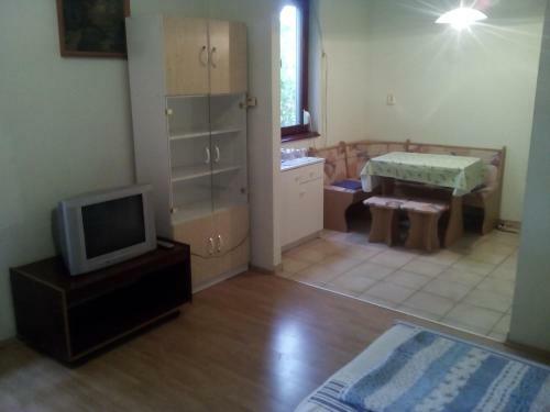 P�csi Apartman II