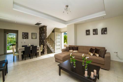 Aroma Villas