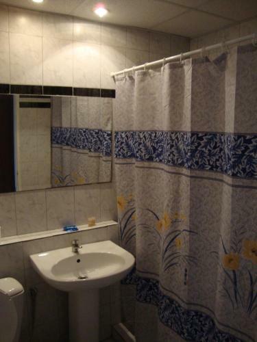 Kopsis Beach Hotel