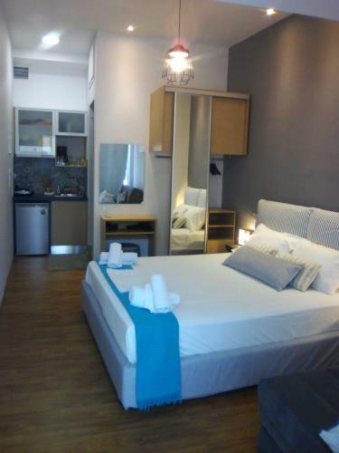 Lefkas City Apartments