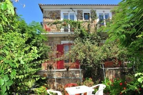 Apartment Dionysos