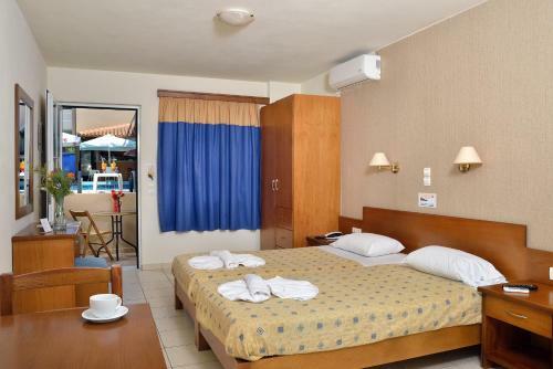Aparthotel Akatos Hotel