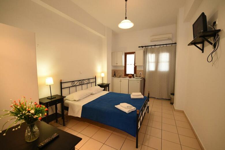 Hostal Sunflower Aparthotel
