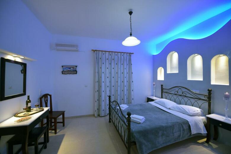 Hostal Sunflower Aparthotel