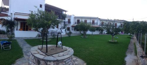Vontzos Hotel