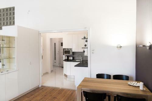 Wesselenyi Design Apartment