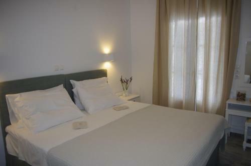 Parian Village Beach Hotel