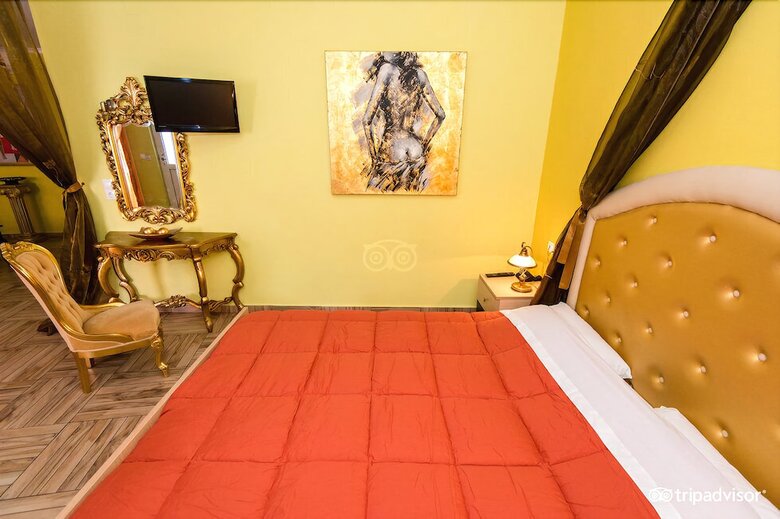 Paradice Hotel Luxury Suites