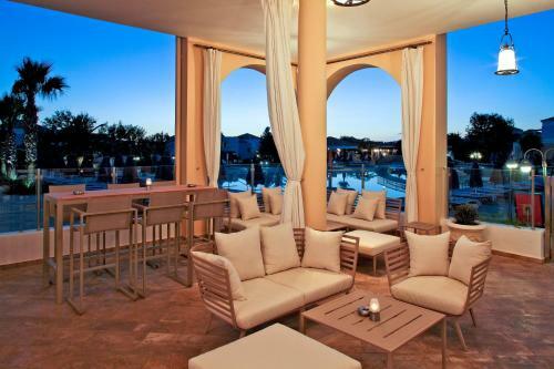 Neptune Hotel-resort, Convention Centre & Spa