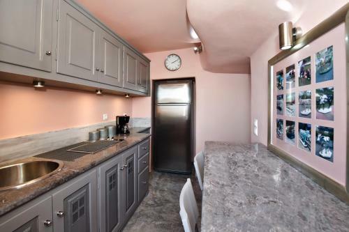 Apartamento Theodora Suites