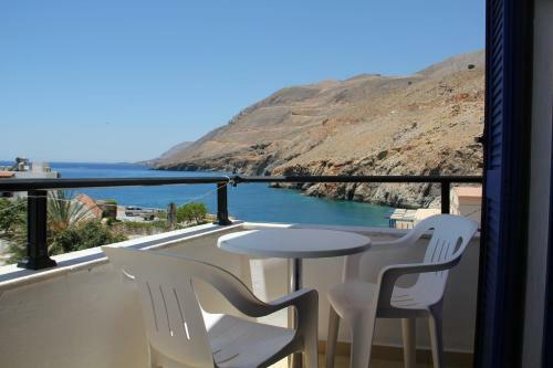 Hostal Hotel Stavris