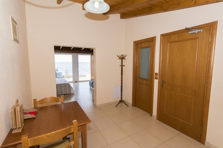 Poseidon Apartments