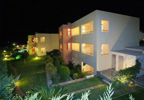 Hostal Eleni Apartments