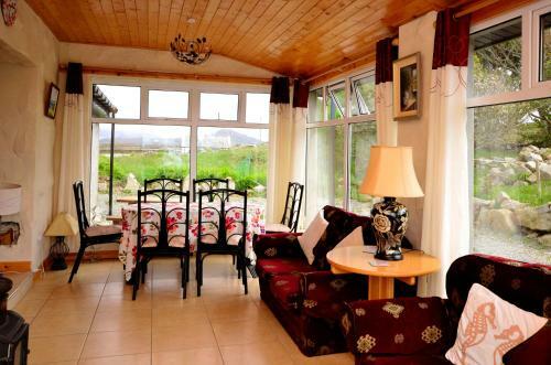 Cottage 216 - Roundstone