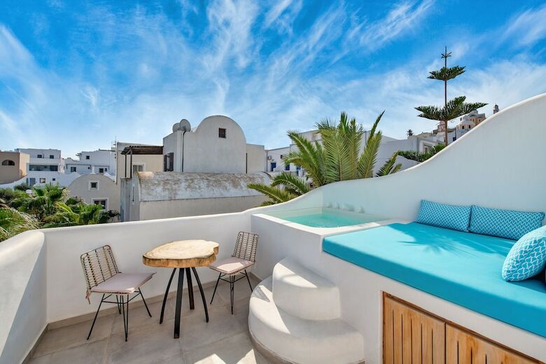Hostal Gianna Suites