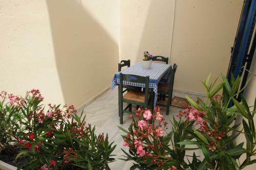 Apartamento Terra Fos Naxos Studios