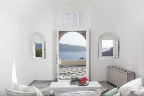 Hotel Canaves Oia Suites & Spa