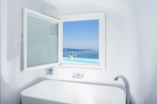 Hotel Canaves Oia Suites & Spa