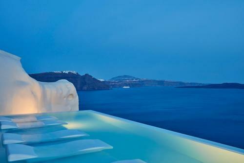 Hotel Canaves Oia Suites & Spa