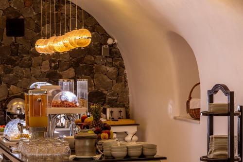 Hotel Canaves Oia Suites & Spa