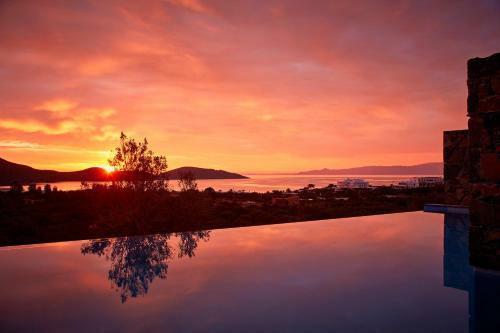 Elounda Palm Hotel & Suites