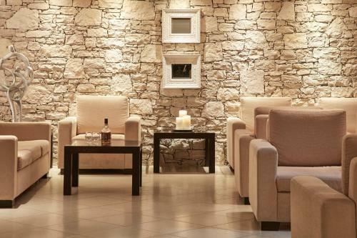 Elounda Palm Hotel & Suites