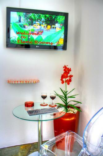 Hostal Eleni Rooms