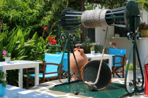 Hostal Eleni Rooms