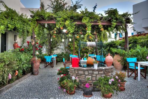 Hostal Eleni Rooms