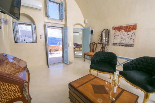 Villa Kastro Oia Houses